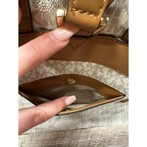 Michael Kors Dallas Medium Signature Logo MK Monogram Backpack Color Vanilla - Picture 8 of 12